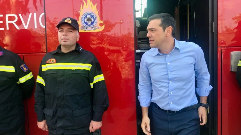 Aστυνομικός «ξεμπροστιάζει» την Κυβέρνηση: «Ηξεραν ότι υπάρχει νεκρός» – Αμετανόητοι οι ΣΥΡΙΖΑίοι: Ρίχνουν τις ευθύνες στα θύματα – «Μην χτίζατε τα αυθαίρετα»